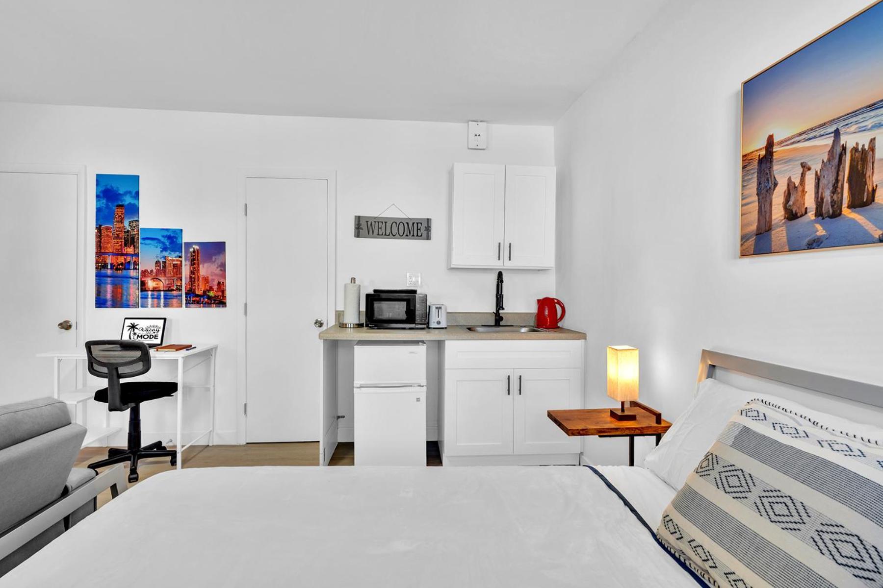Young Circle & Hollywood Blvd Posh Studio Suite المظهر الخارجي الصورة